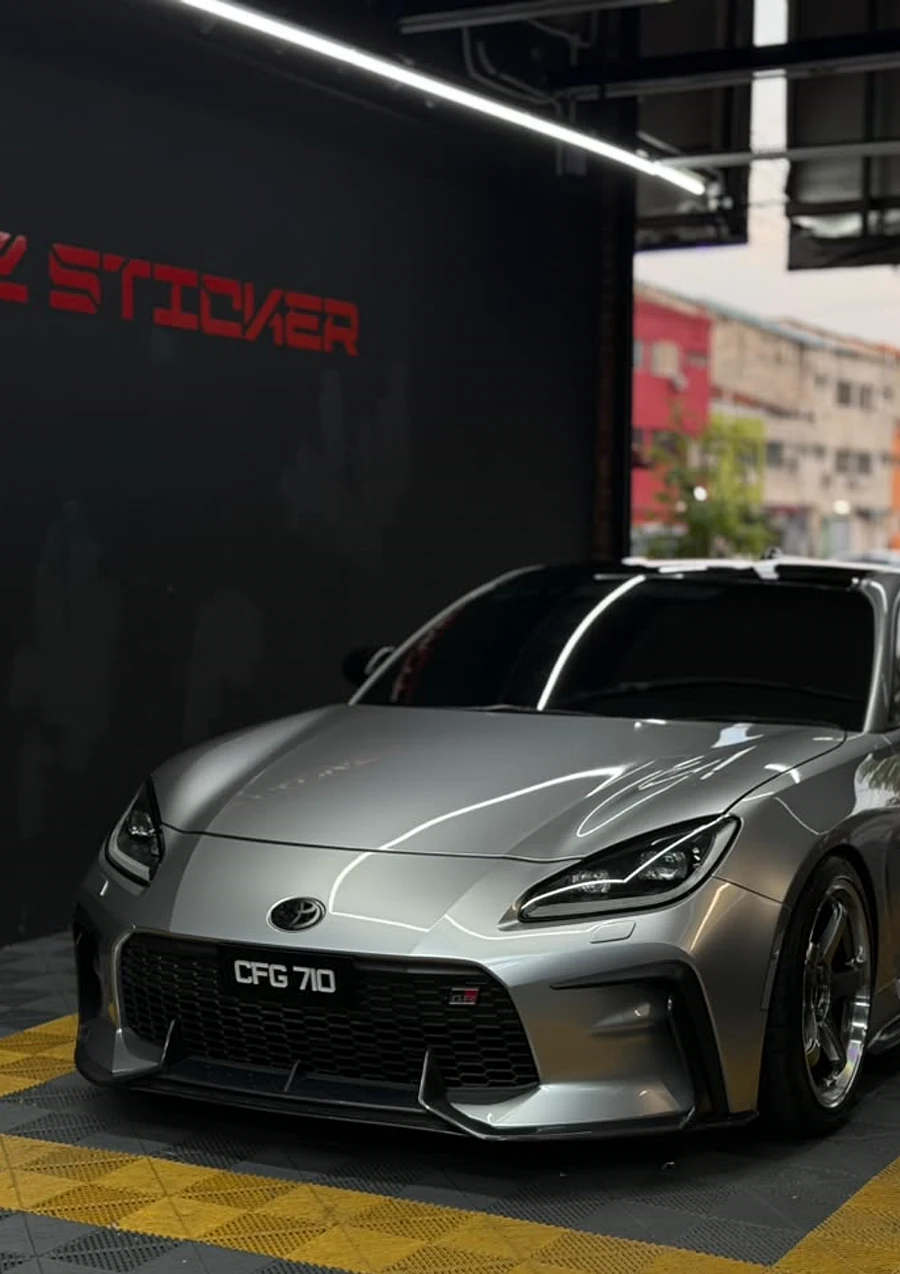 How Long Does Rim Wrap Take Per Wheel?