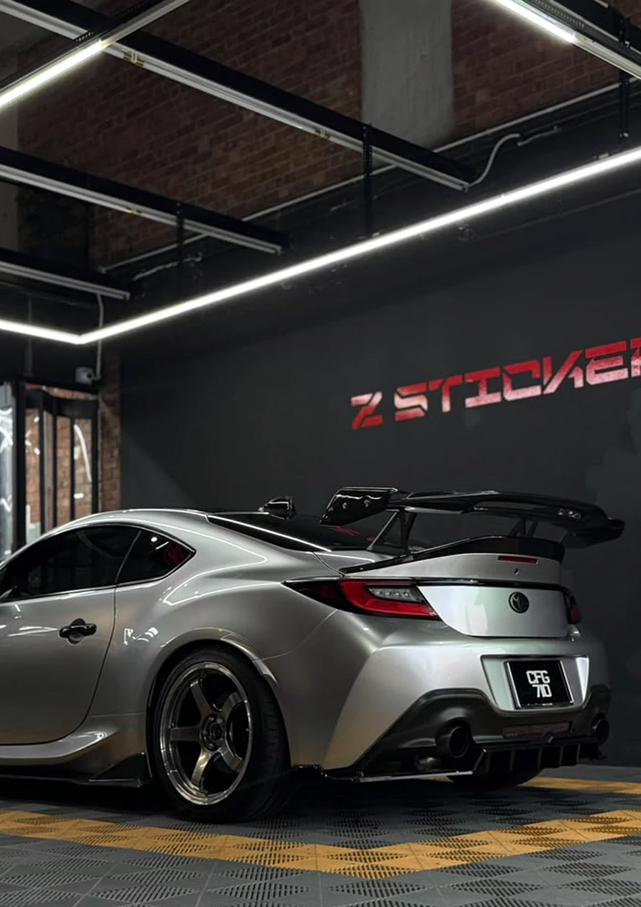 Can a Rim-Wrapped Car Go Through a Normal Car Wash?